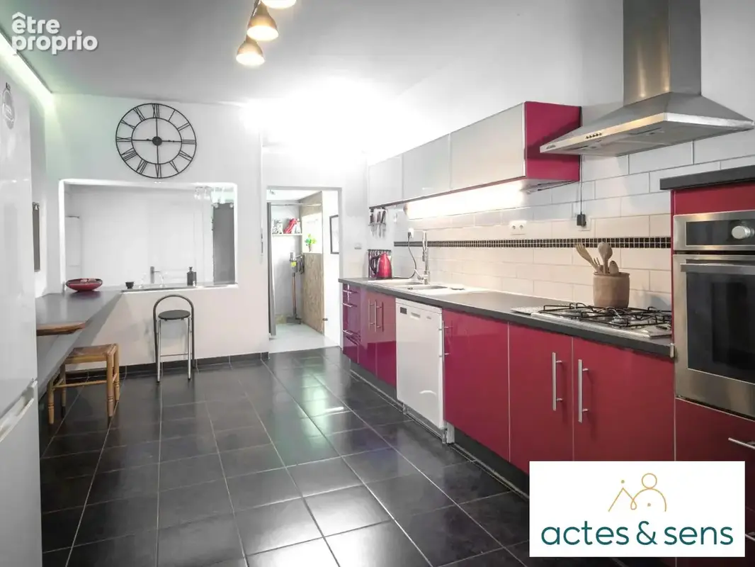 Maison 5 pièces 149 m² à vendre à Saint-Maurice-De-Rotherens (73240) - photo 3