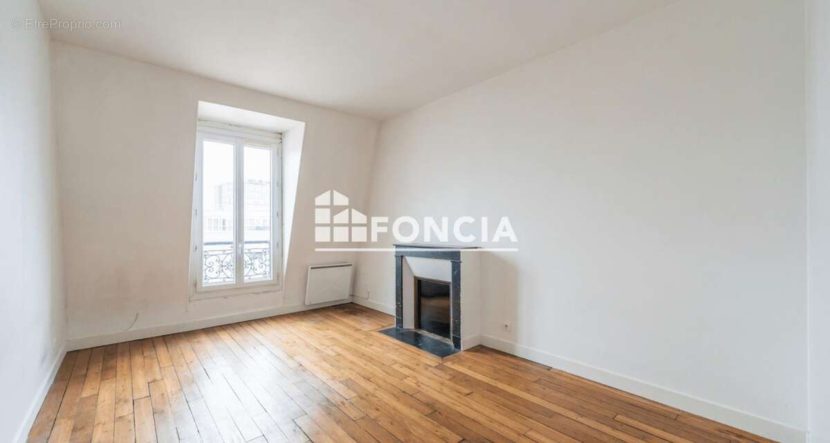 Appartement à PARIS-19E