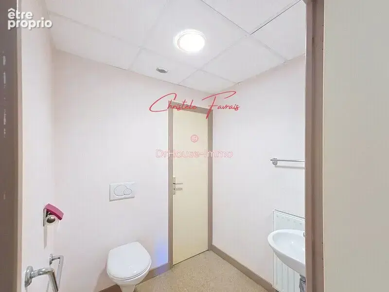 Appartement 3 pièces 49 m² à vendre à Fougeres (35300) - photo 4
