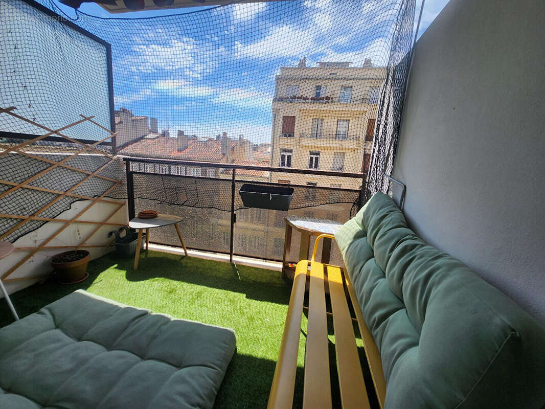Appartement à MARSEILLE-6E
