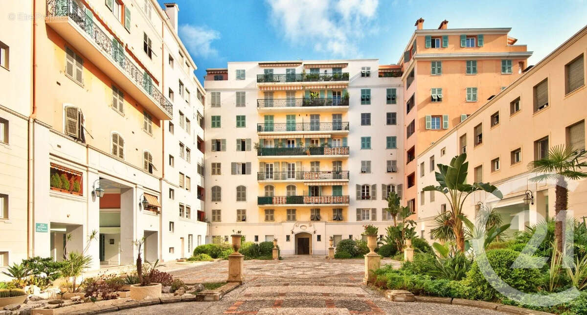 Appartement à NICE
