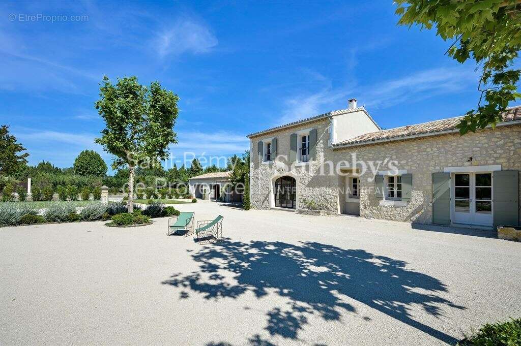 Maison à SAINT-REMY-DE-PROVENCE