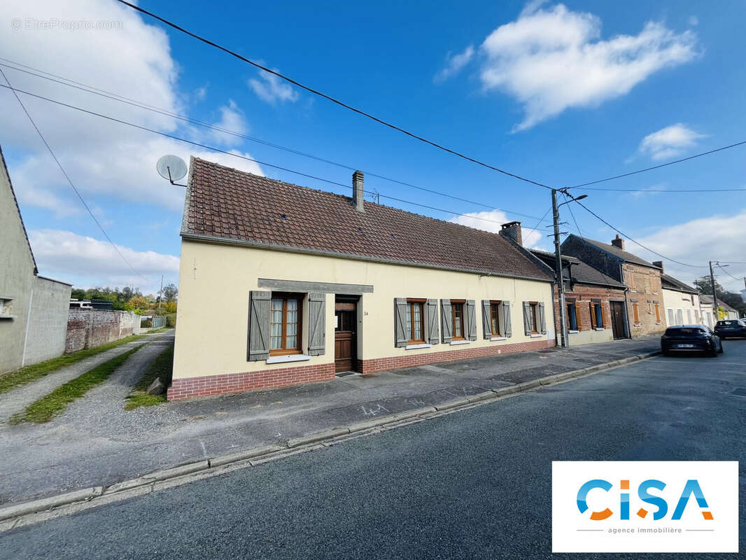 Maison à ESTREES-SAINT-DENIS