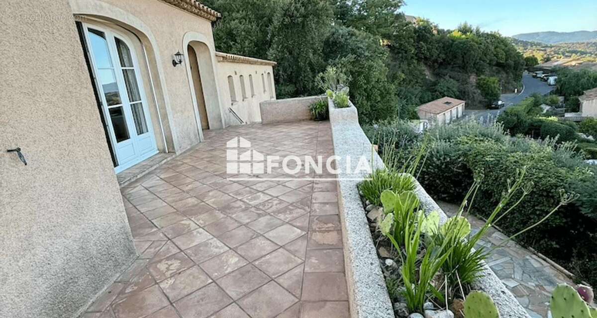 Maison à LA CROIX-VALMER