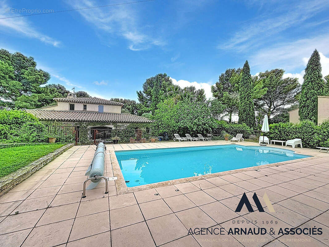 Maison à LA CADIERE-D'AZUR