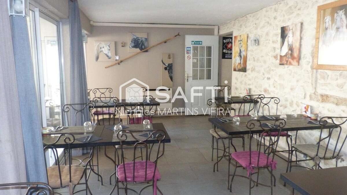 Photo 9 - Commerce à LA CALMETTE