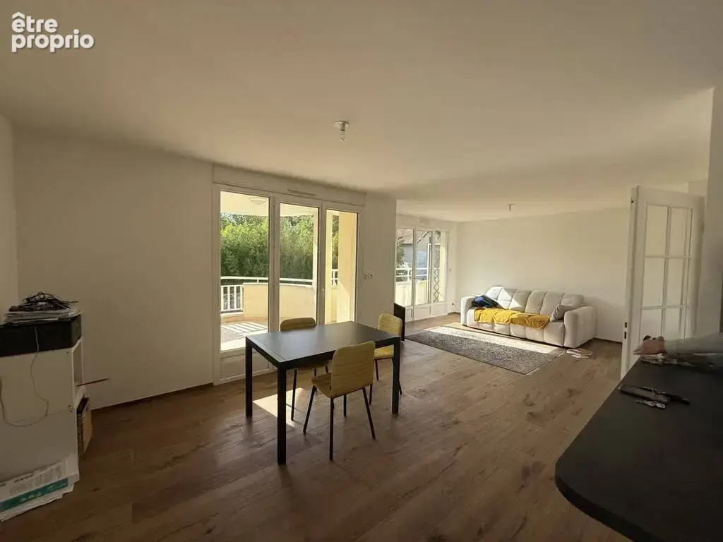Appartement 3 pièces 82 m² Divonne-les-Bains - photo 2