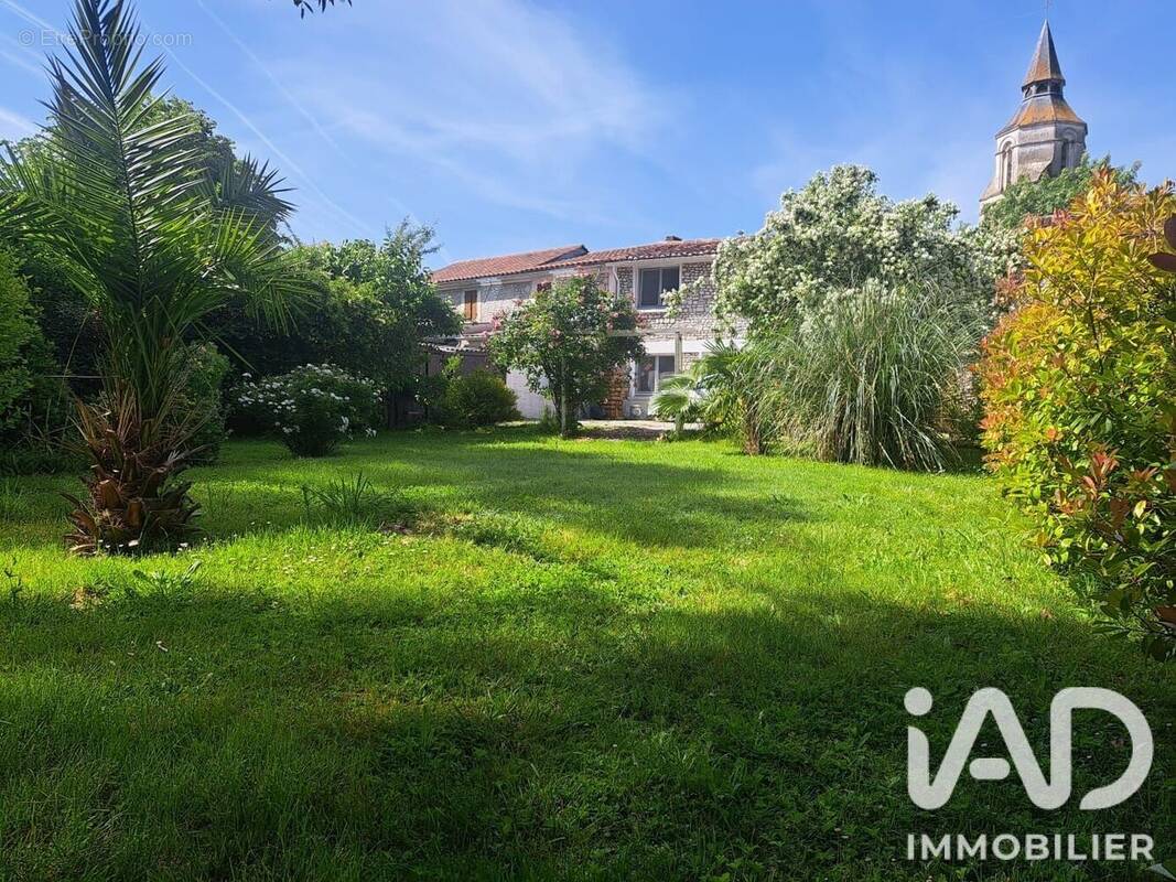 Photo 1 - Maison à COLOMBIERS
