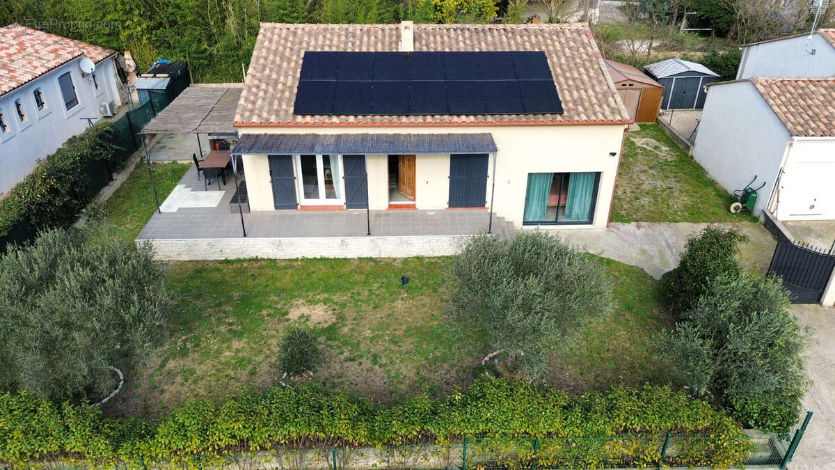 Maison à RIBAUTE-LES-TAVERNES