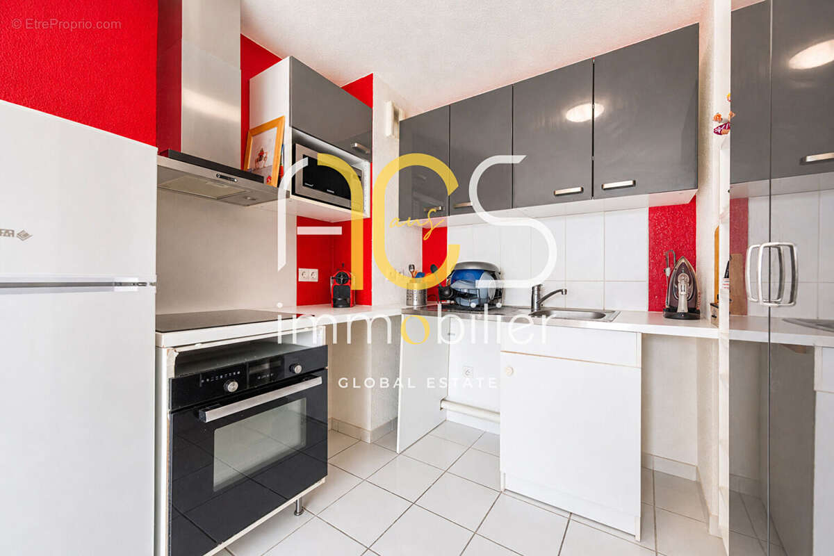 Appartement à CHATEAUNEUF-LES-MARTIGUES