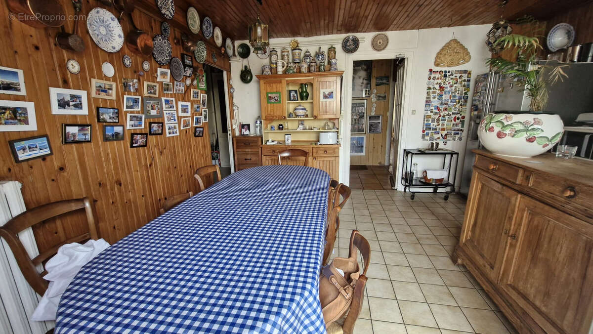 Maison à MORTAGNE-SUR-GIRONDE