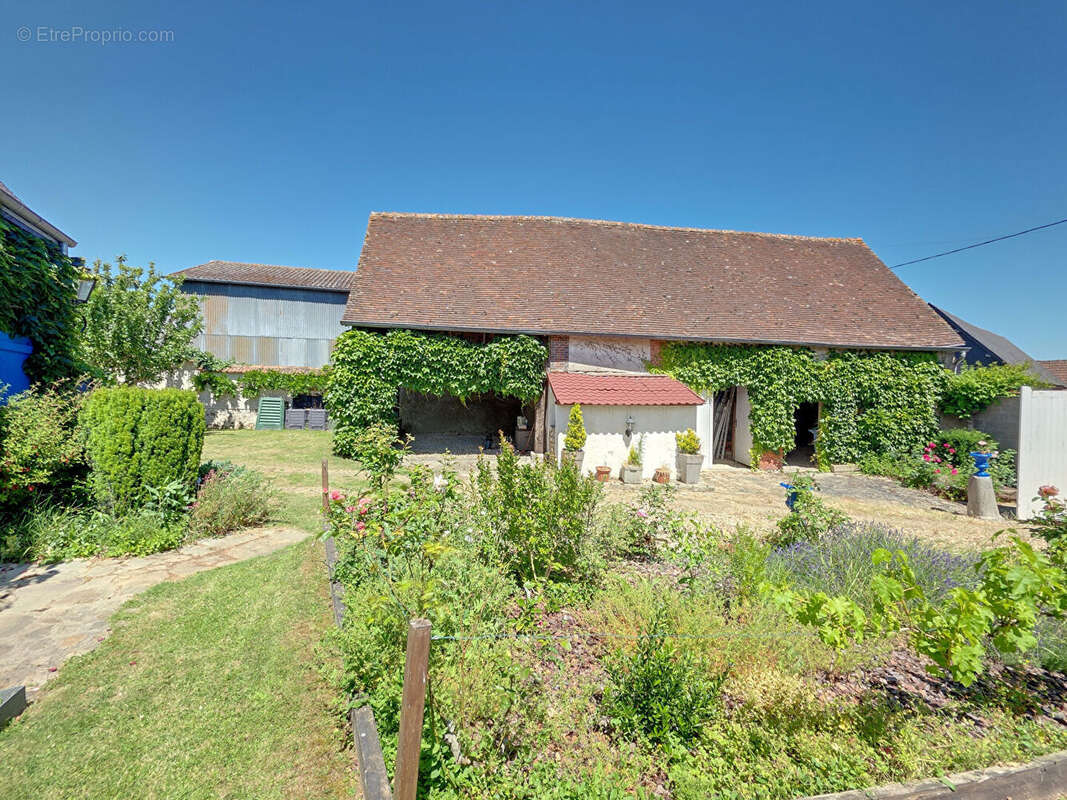 Maison à SAINT-PIAT