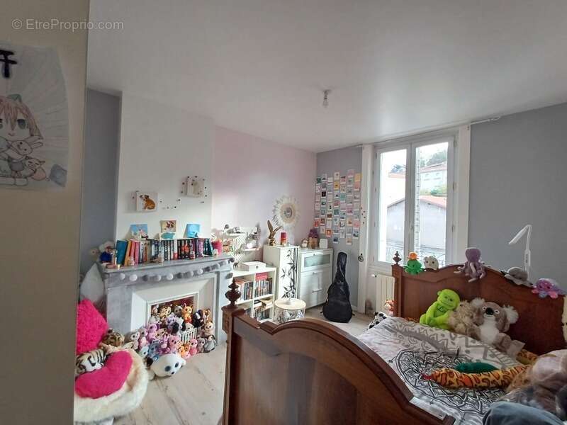 Appartement à SAINT-ETIENNE