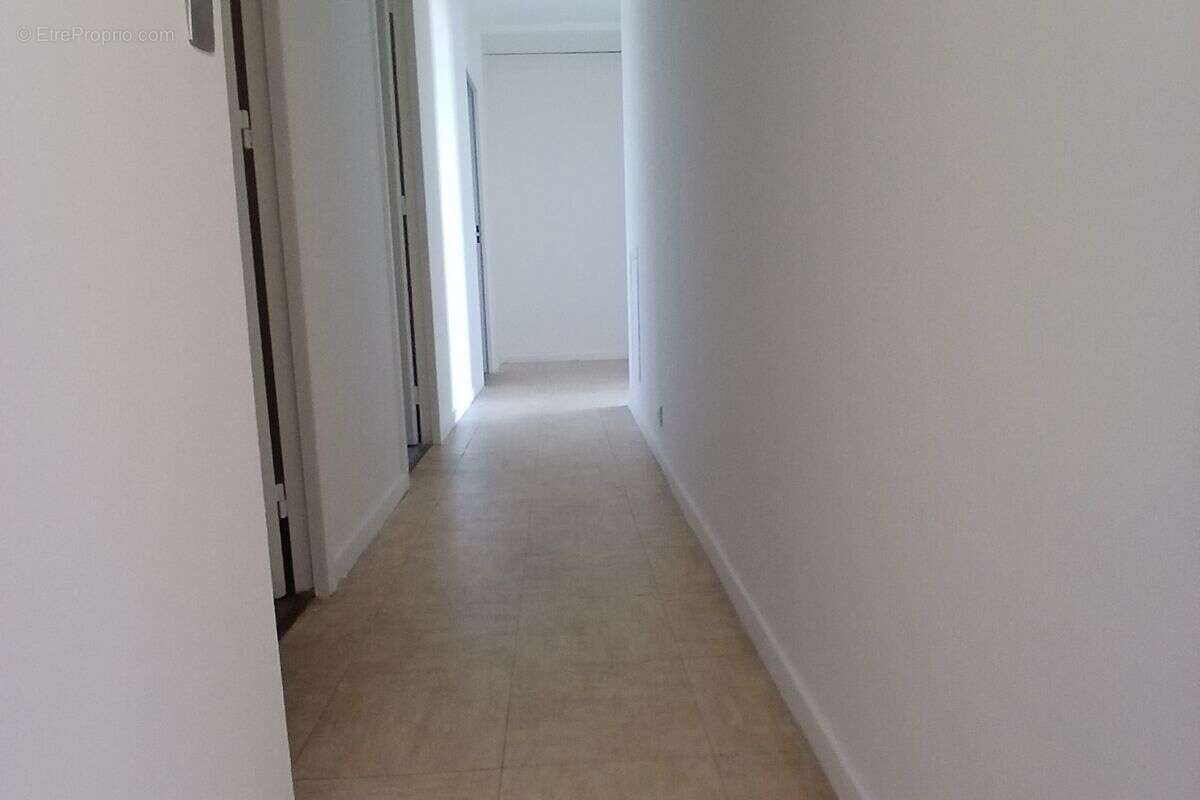 Appartement à MARSEILLE-9E