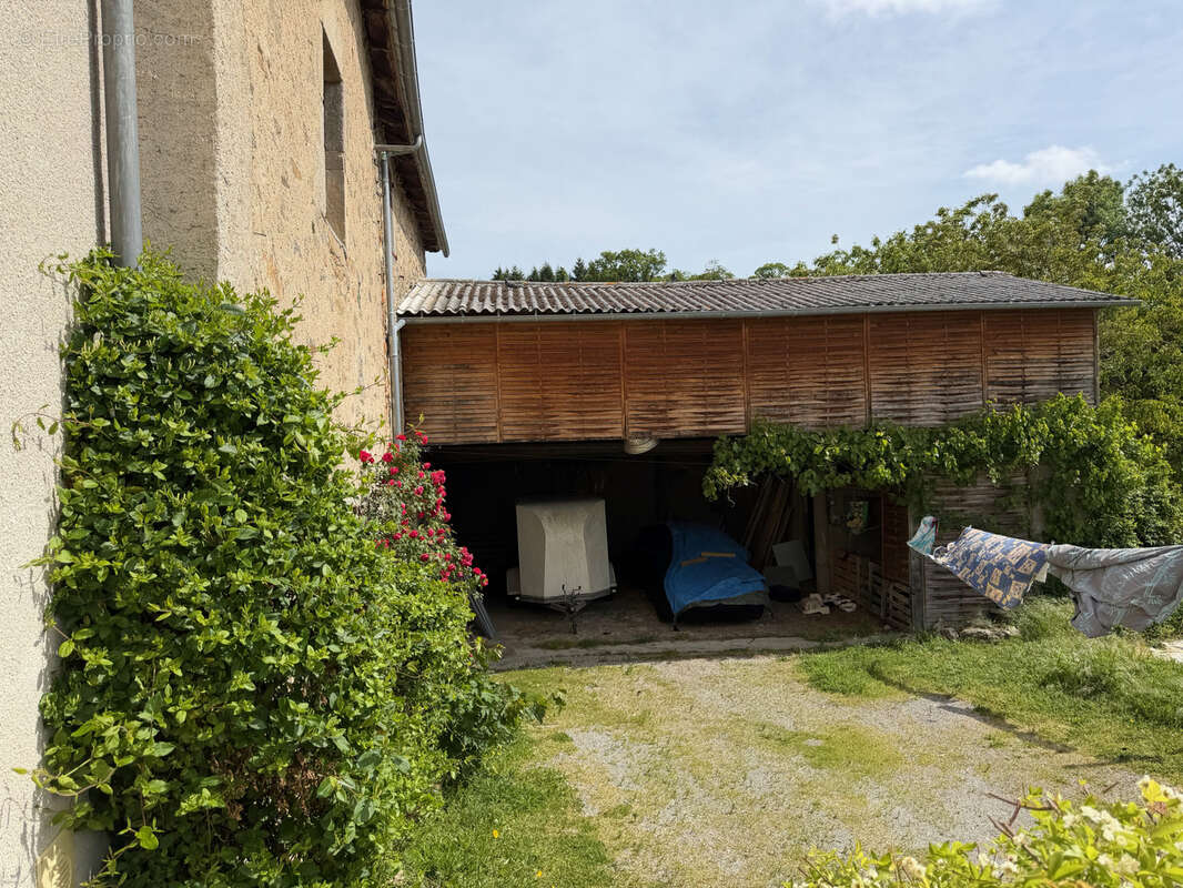 Maison à LUNAC