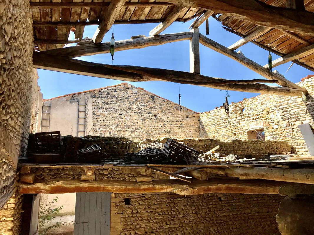 Maison à SAINT-GERMAIN-LEMBRON