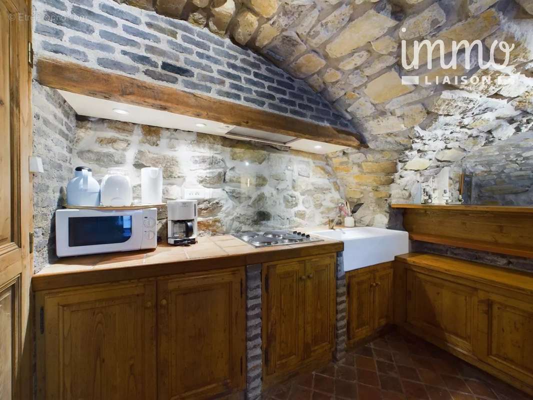 Maison à GROSPIERRES