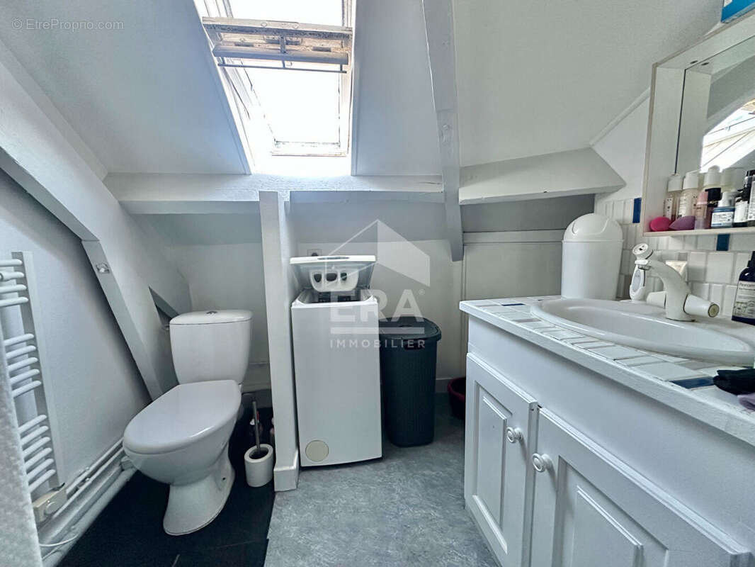 Appartement à SARTROUVILLE