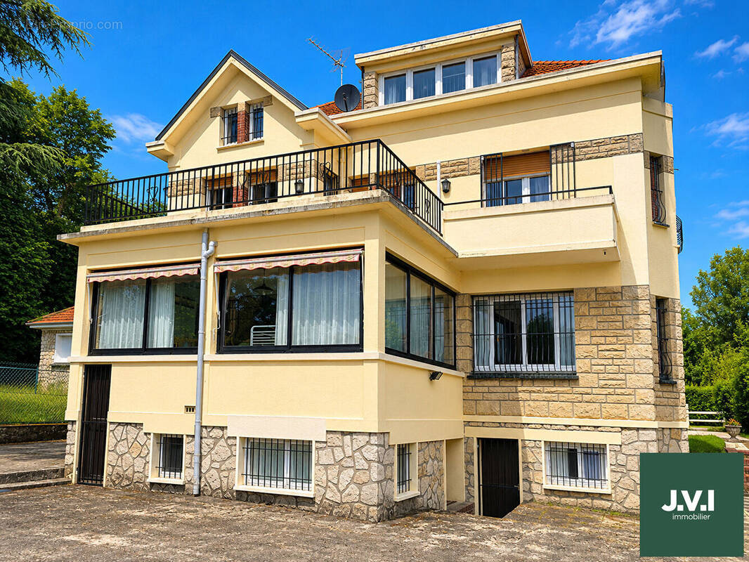 Maison à MONTMORENCY