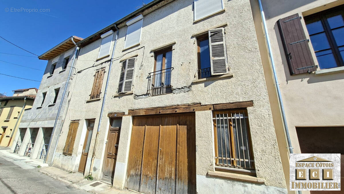 Maison à LA COTE-SAINT-ANDRE