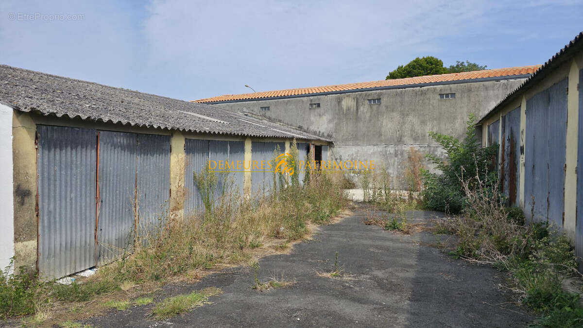 Parking 230 m² à Soyaux  - photo 4