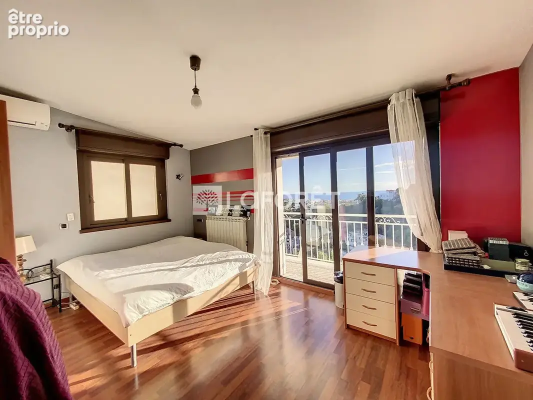 Superbe ! Splendide villa  avec vue mer  de toutes les pièces, piscine et large terrasse - photo 13