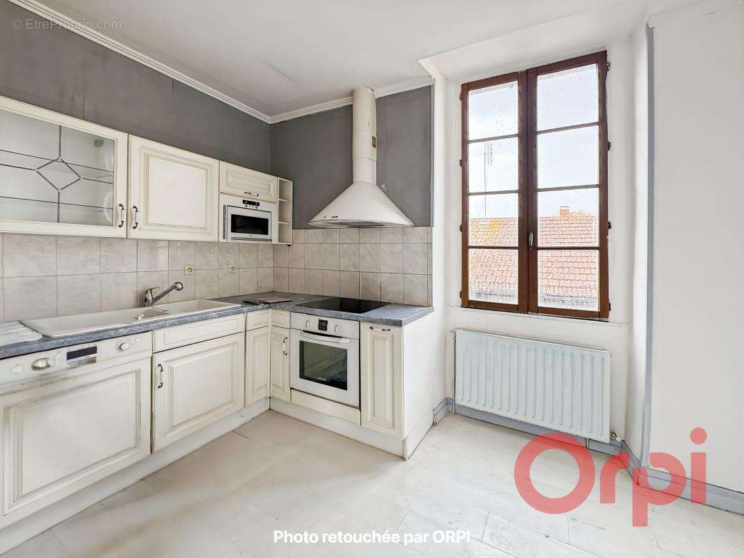 Appartement à SAINT-AMAND-MONTROND