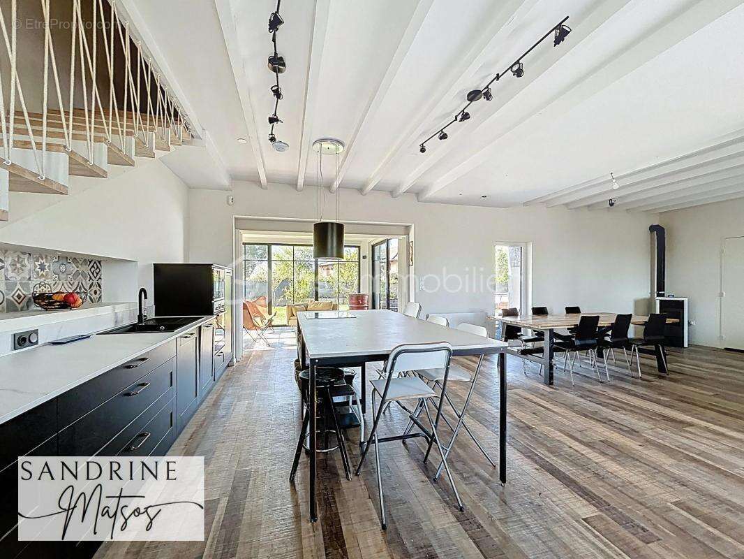 Maison à CHARVIEU-CHAVAGNEUX