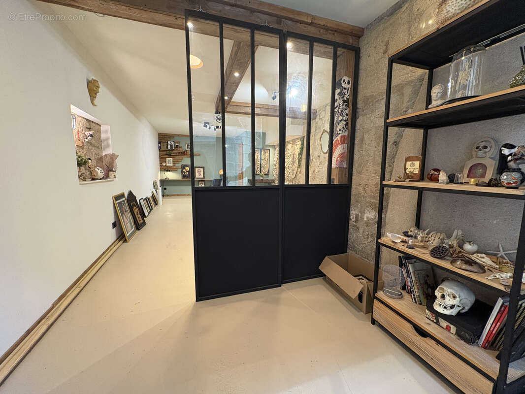 Commerce à PERIGUEUX