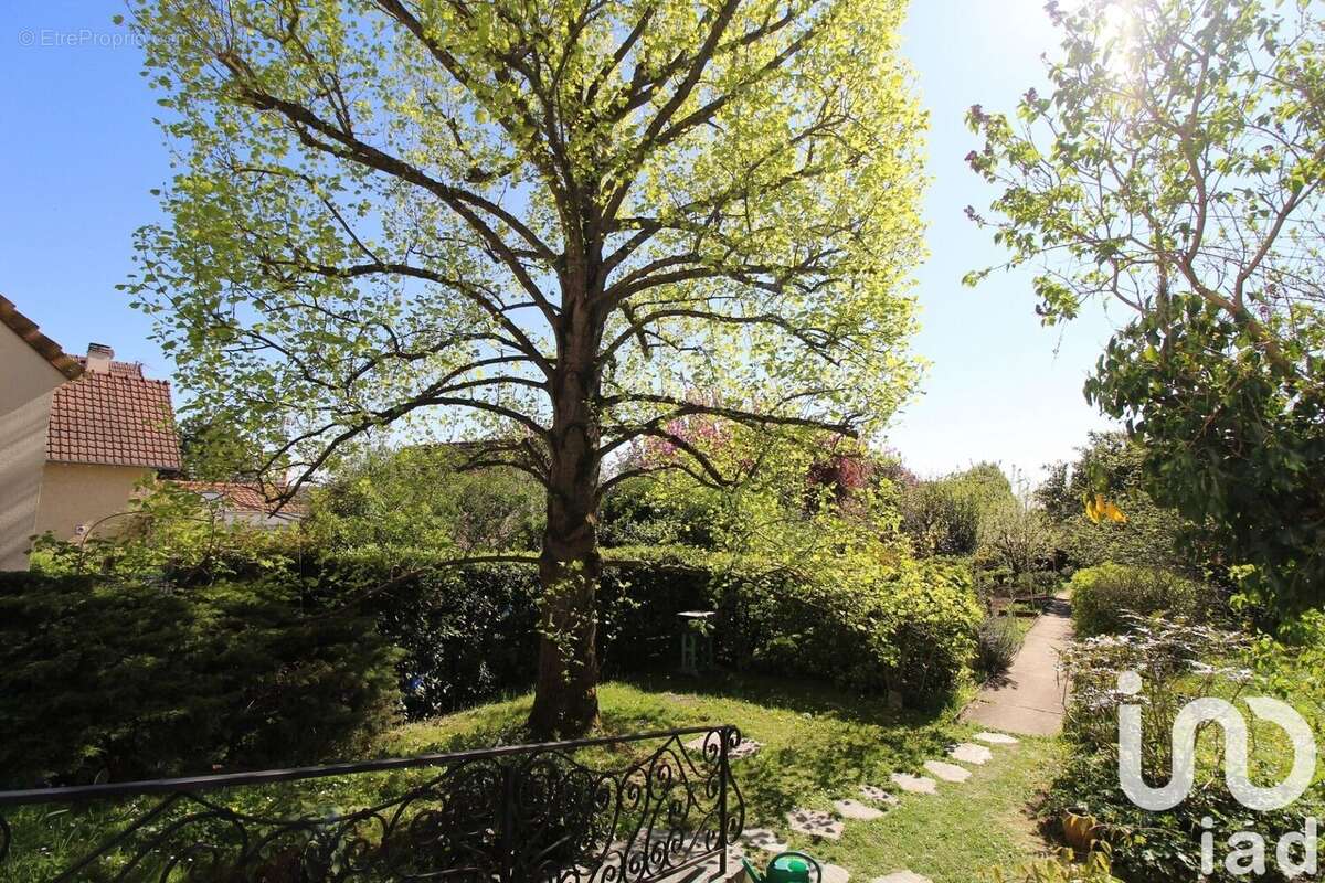 Photo 3 - Maison à CORMEILLES-EN-PARISIS
