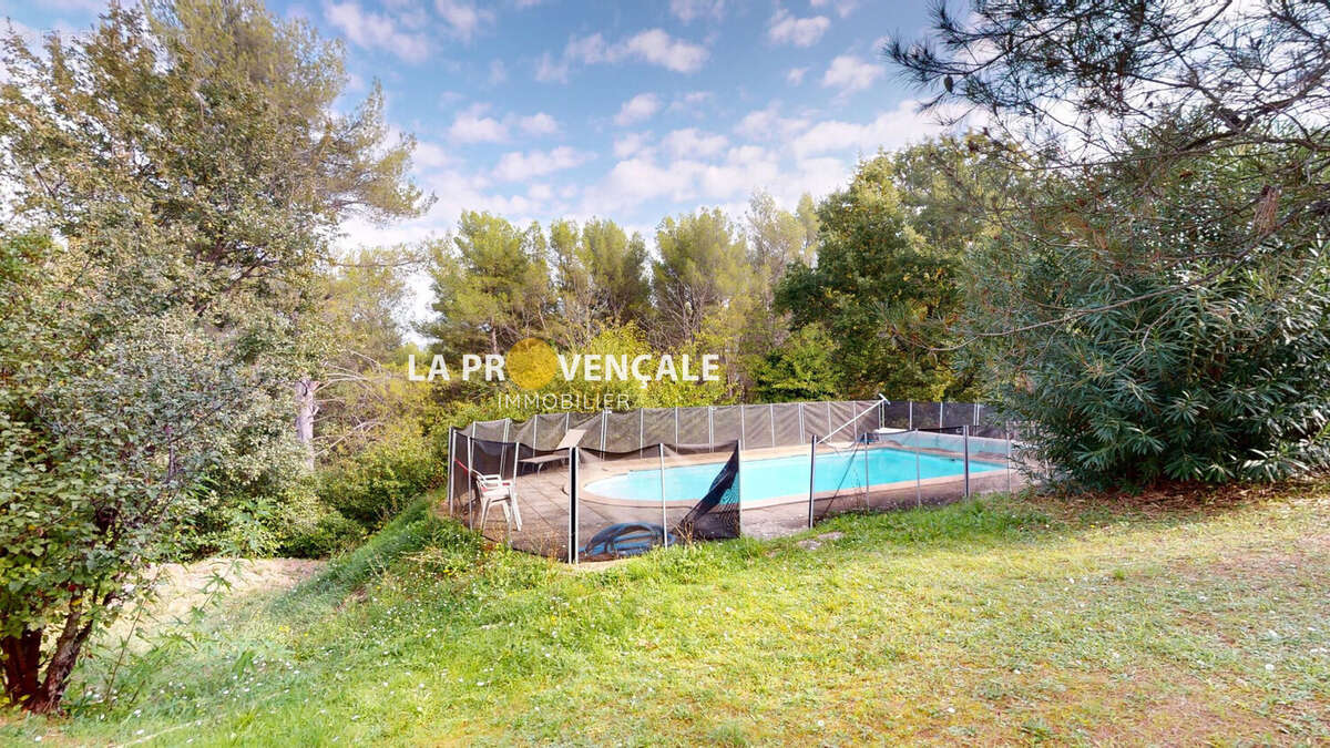 Maison à LA DESTROUSSE