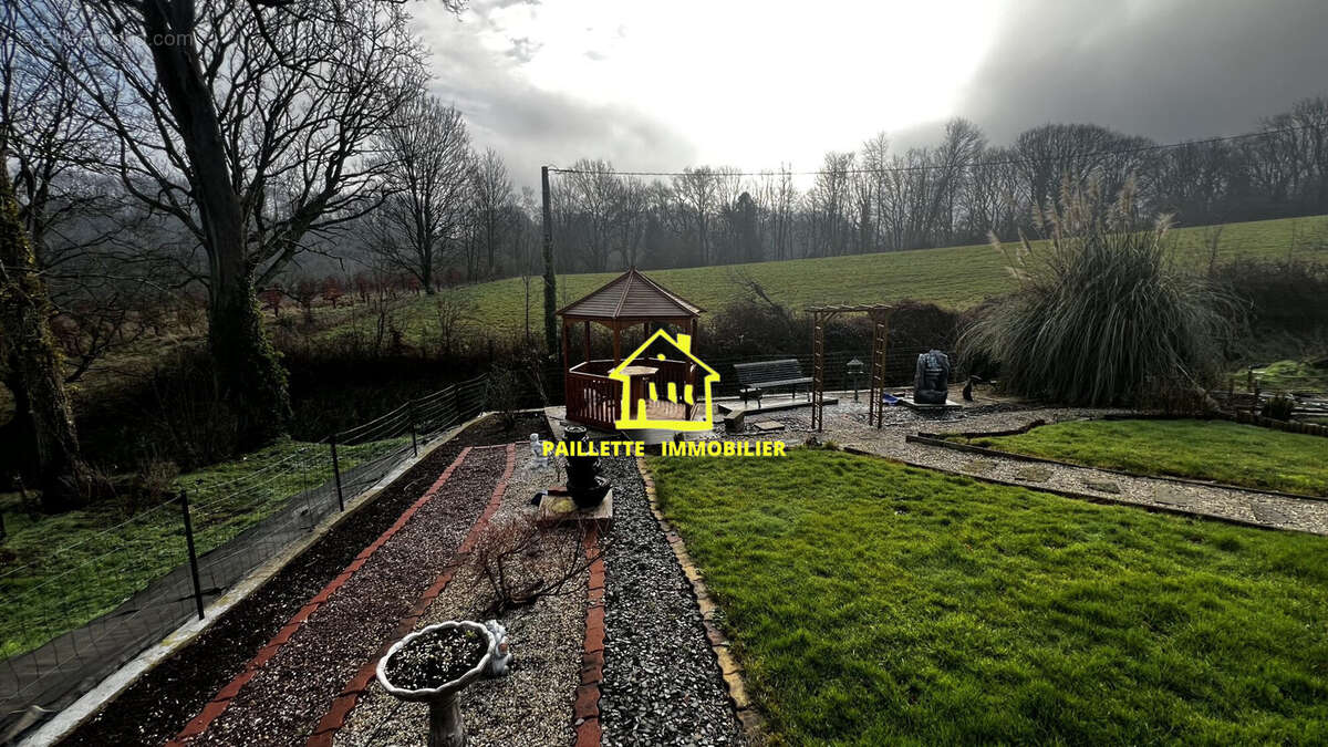 Maison à GONNEVILLE-LA-MALLET