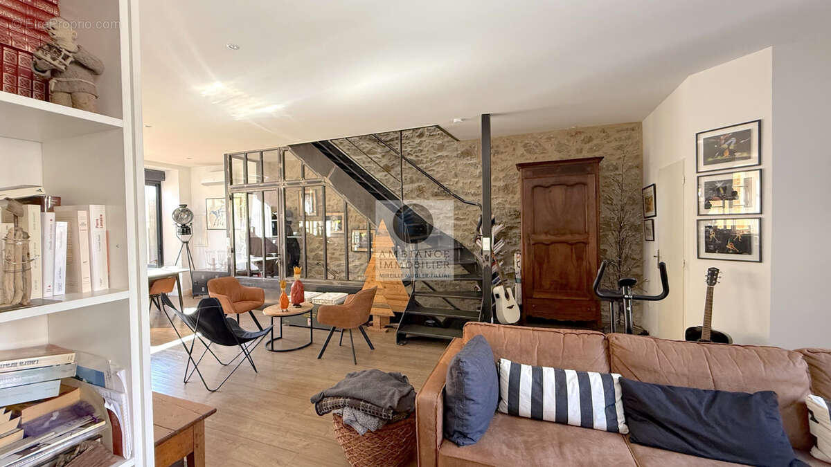 Appartement à TOURNON-SUR-RHONE