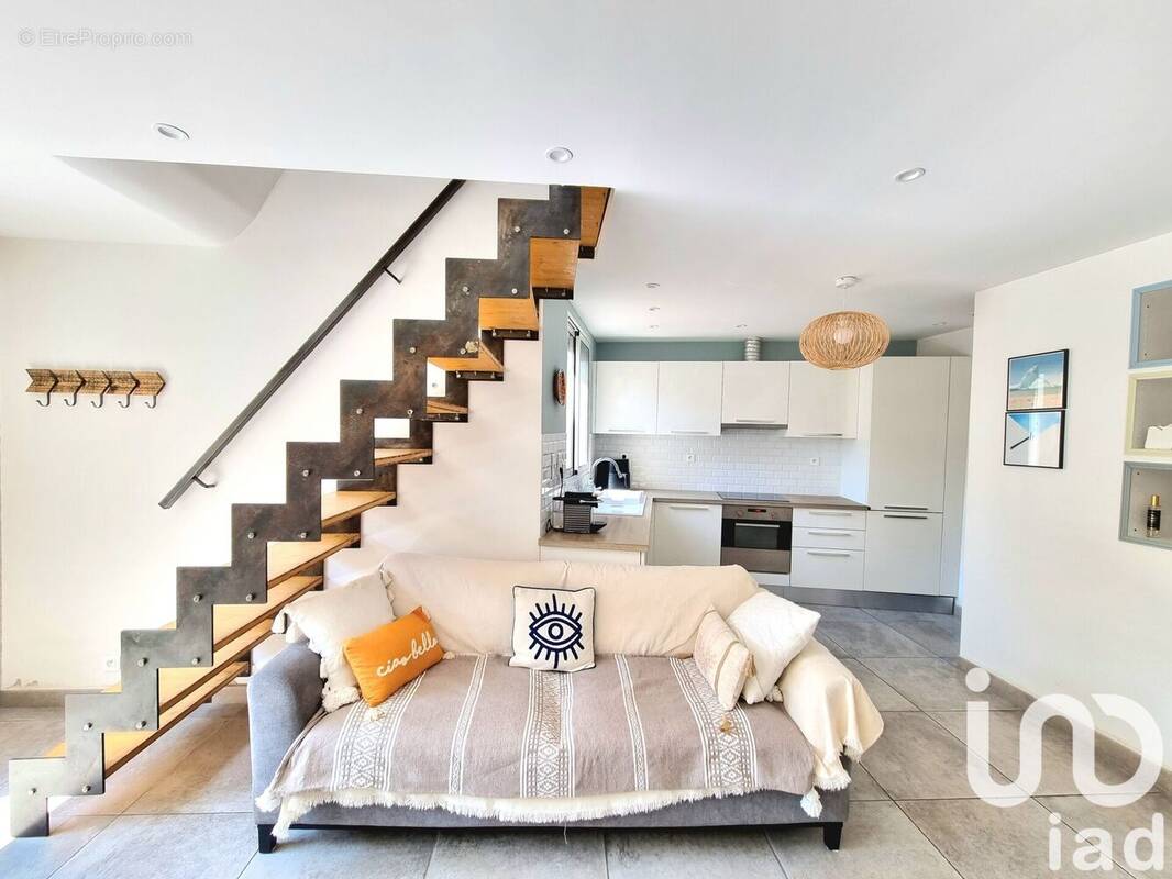 Photo 1 - Maison à MARSEILLE-9E