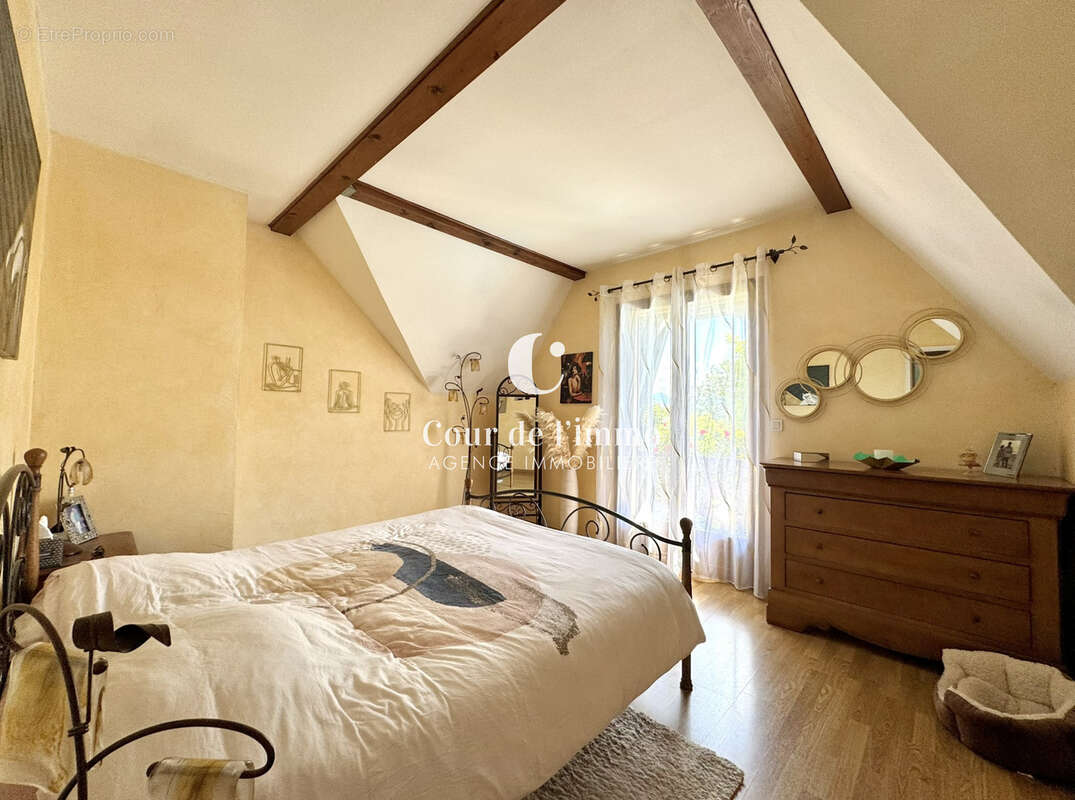 Maison à BONNE