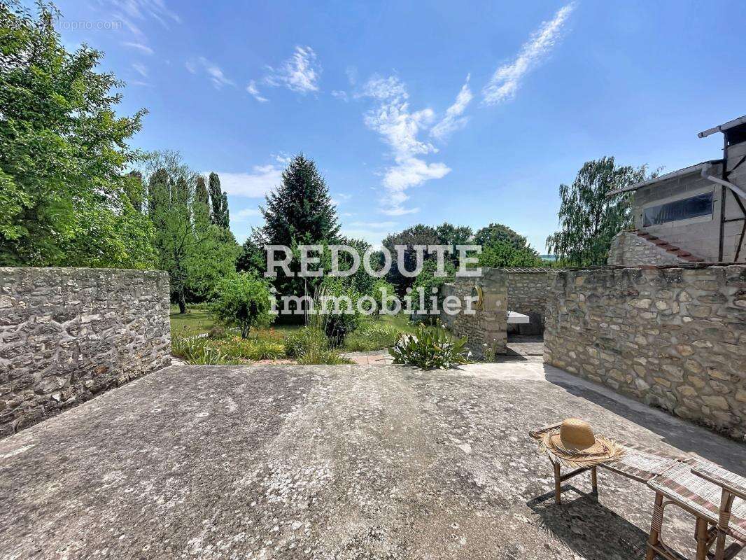 Grande maison T8 environ 250m²  - Hangar - Jardin - Crugny - photo 26