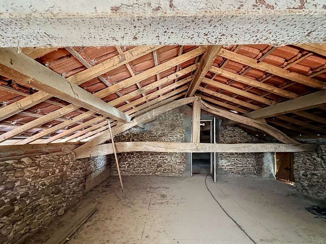 Maison 90 m² à Montrejeau  - photo 4