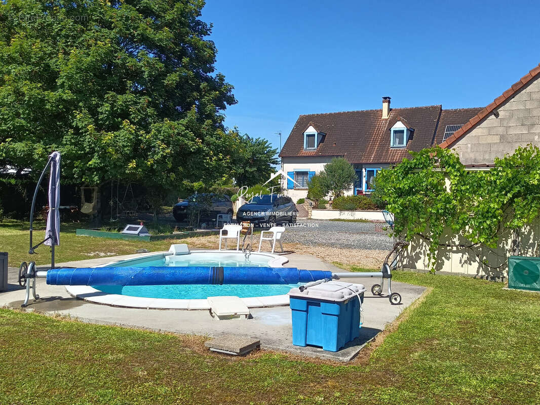 Maison à CHATELLERAULT