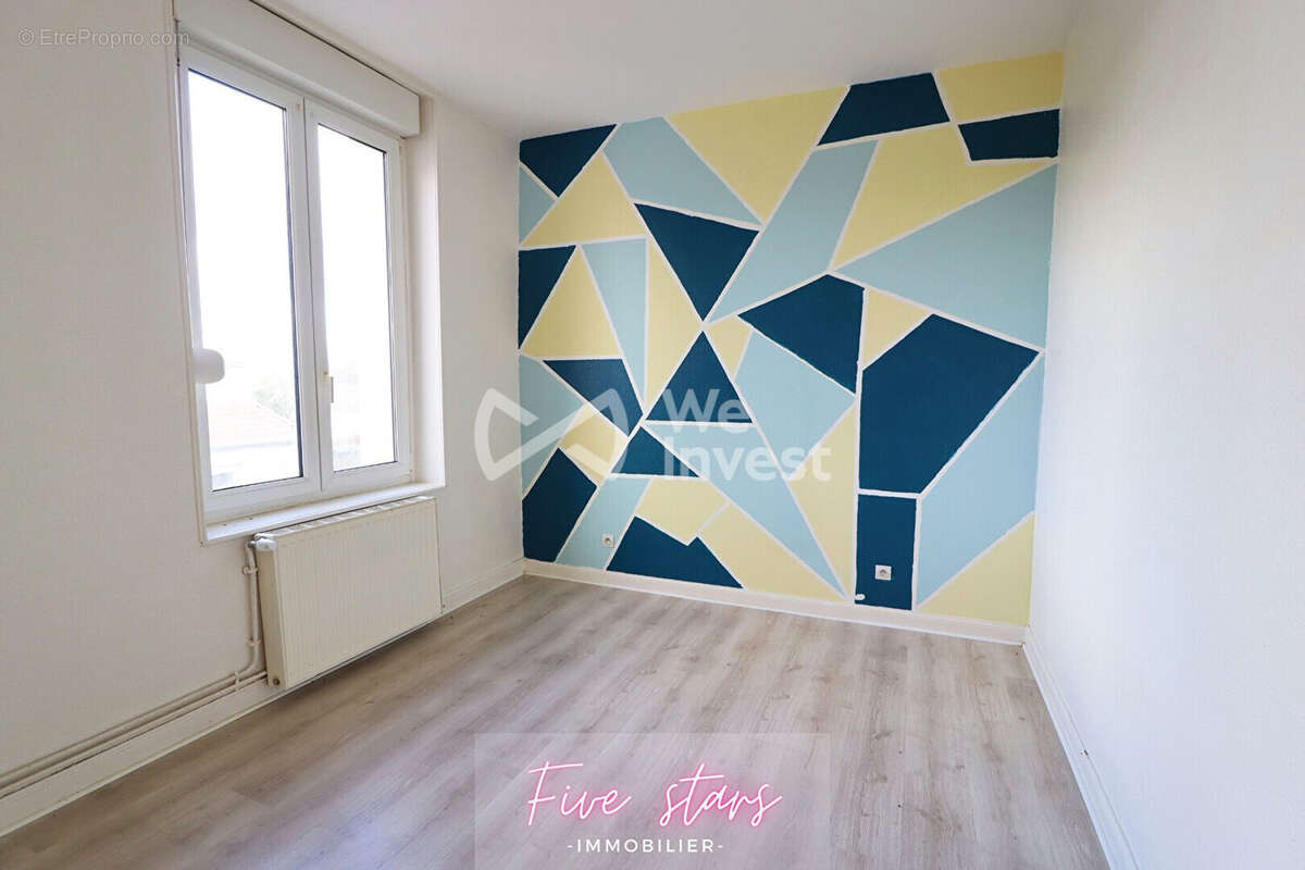 Appartement 342 m² à Piennes  - photo 4