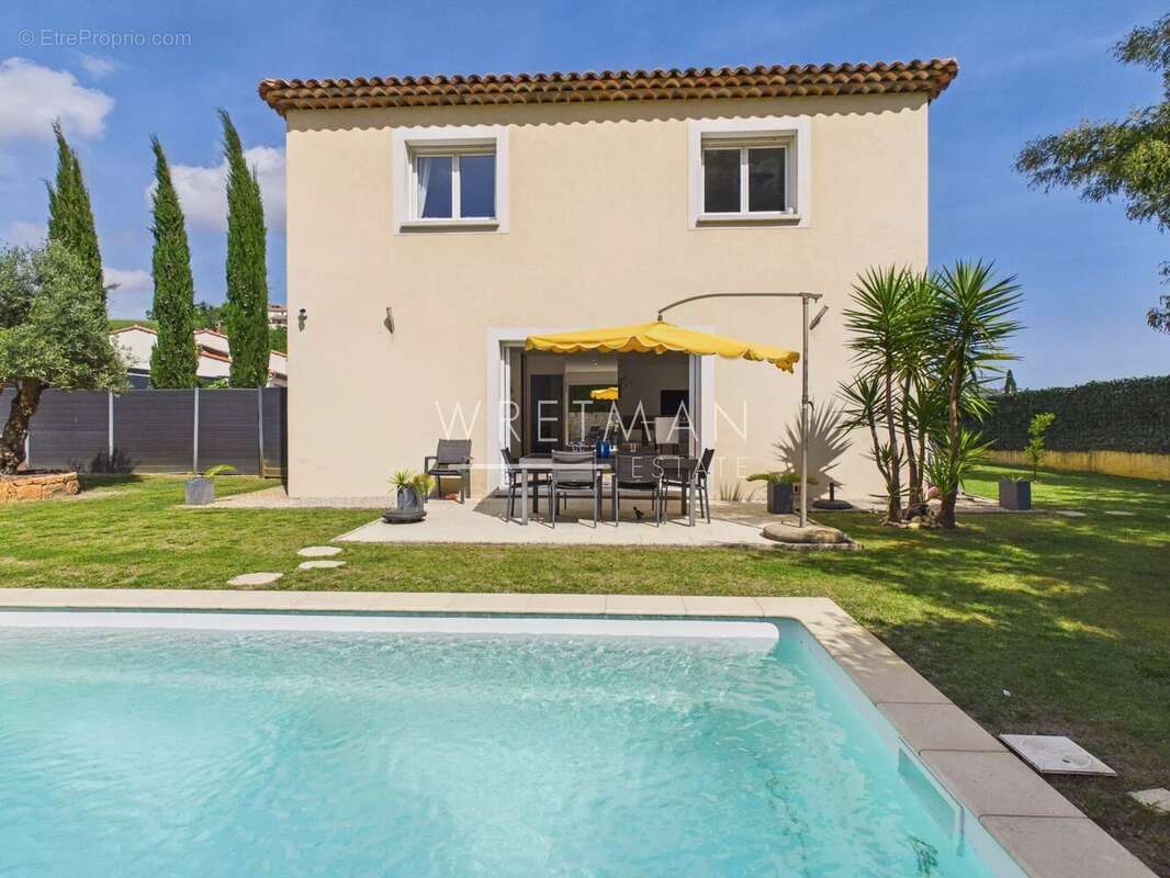 Maison à PEGOMAS