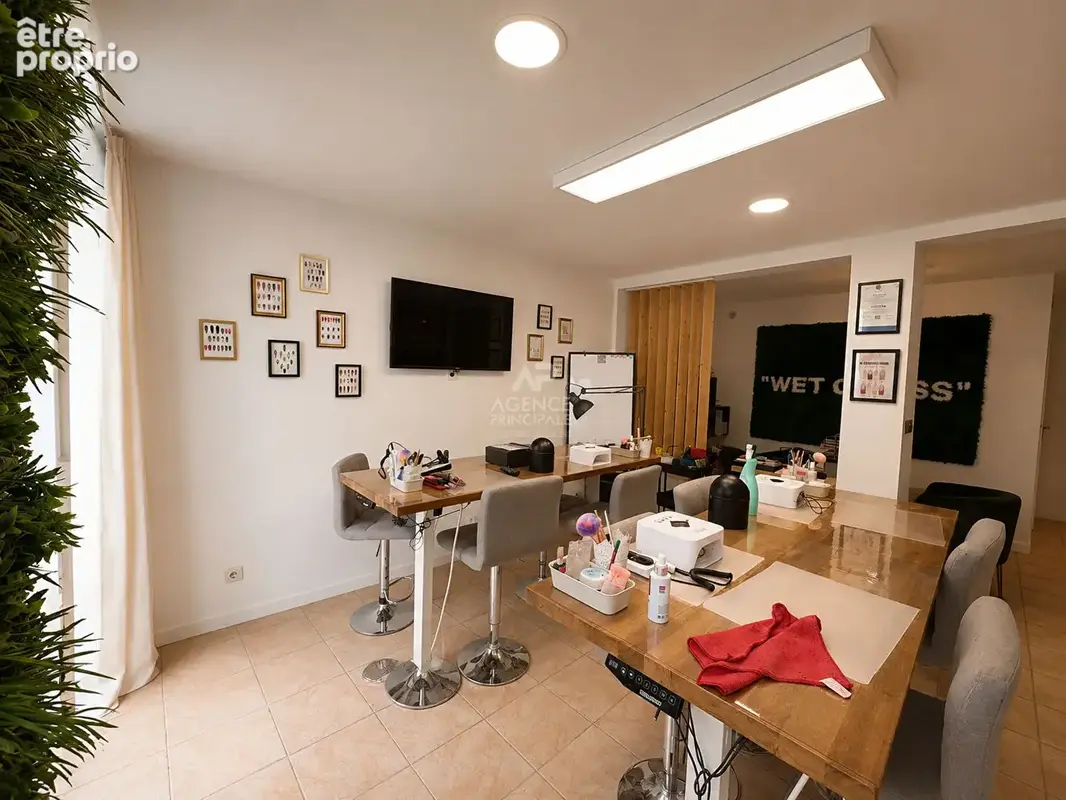 Bureaux / Local commercial de 46 m² ? Centre-ville - photo 6