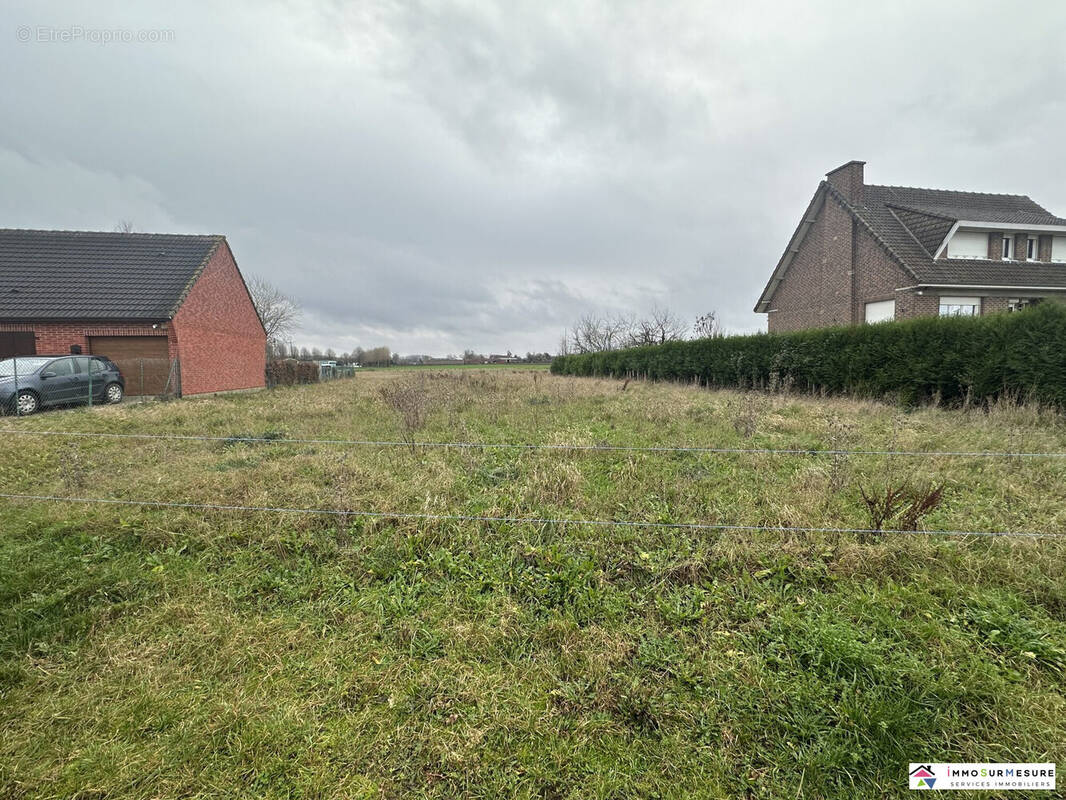 Terrain à NORRENT-FONTES