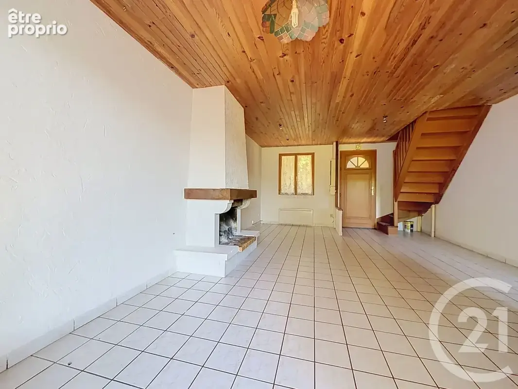 Maison 6 pièces 104 m² à vendre à Donnemarie-Dontilly (77520) - photo 5