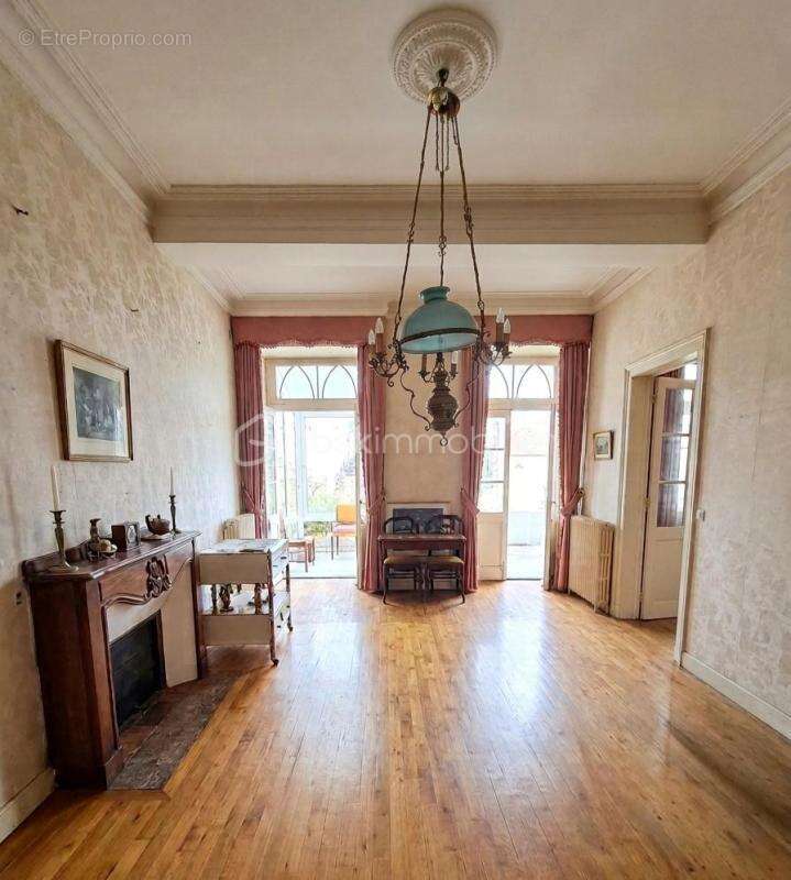 Maison à LA BASTIDE-DE-SEROU