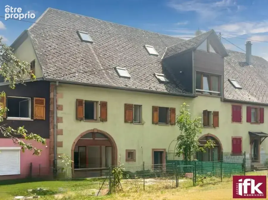 Ensemble immobilier de 5 appartements - 4 garages - terrain de 900 m² - photo 3