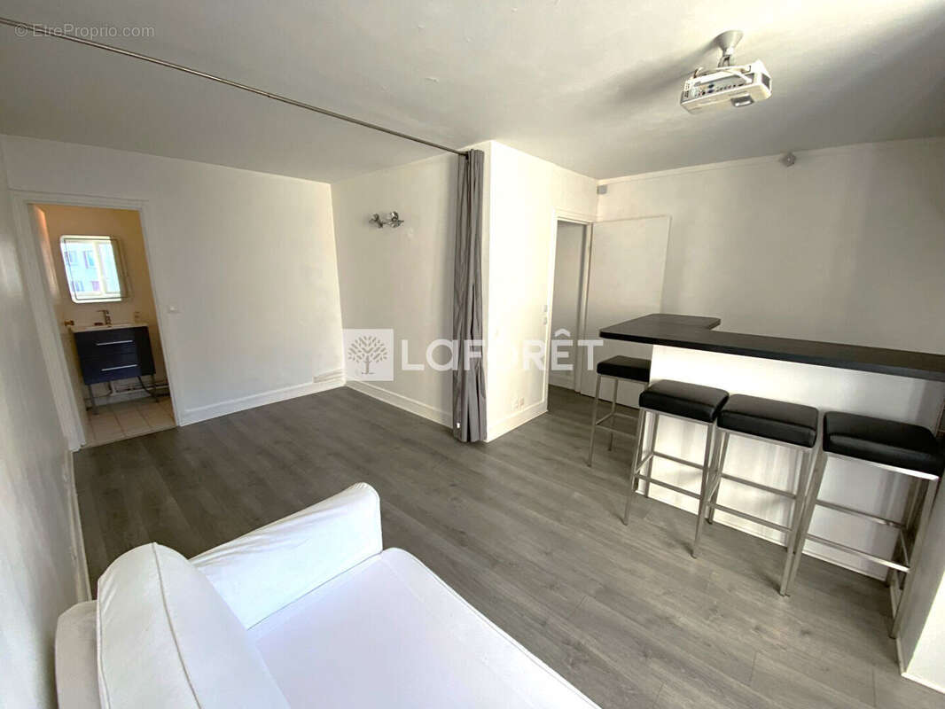 Appartement à NANTERRE