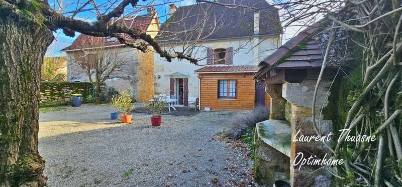 Maison à SAINT-RABIER