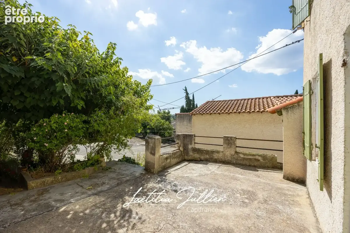Lascours – Maison de village T4 avec jardin, terrasse et stationnement - photo 3