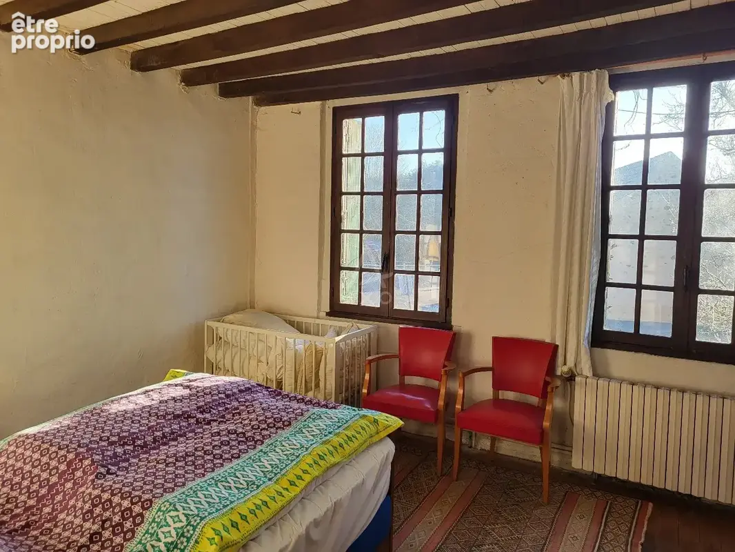 FROMENTIERES  : MAISON en PIERRE de 11 PIECE avec DEPENDANCE de 208 m² sur une parcelle de 1.407  m² - photo 12