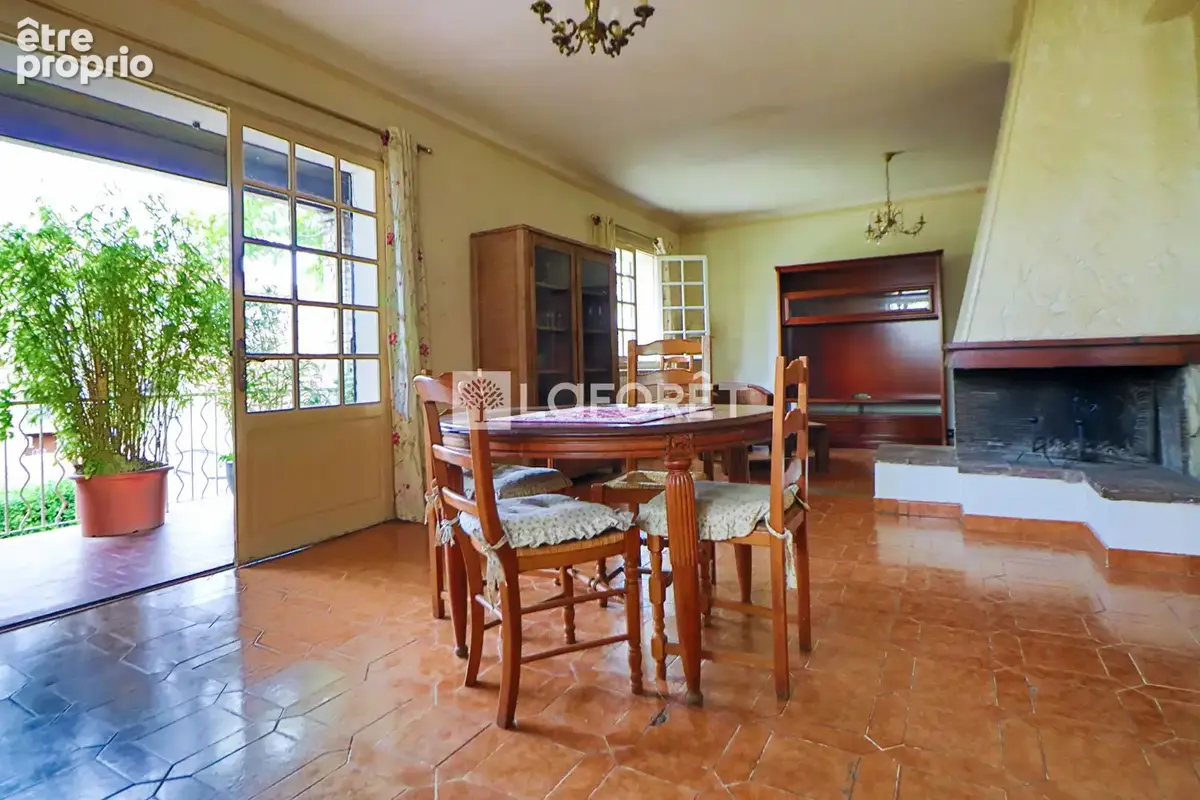 Maison de charme avec jardin à Aubagne ? Potentiel à saisir ! - photo 4